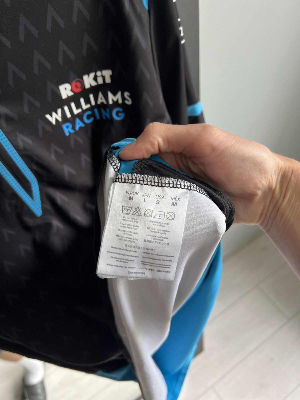 Formula 1 Williams Racing AMG F1 2019 Teamwear 1/3 Zip Polo Shirt Size US M / EU 48-50 / 2 - 10 Thumbnail