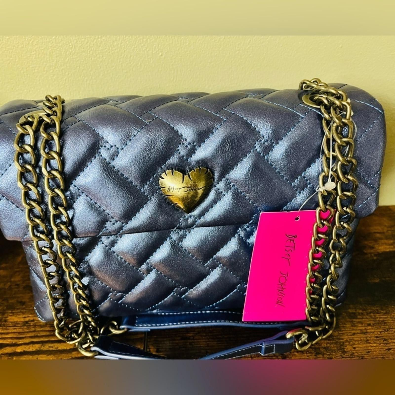 Betsey Johnson Betsey Johnson XO Maze Shoulder Bag Size ONE SIZE - 4 Thumbnail