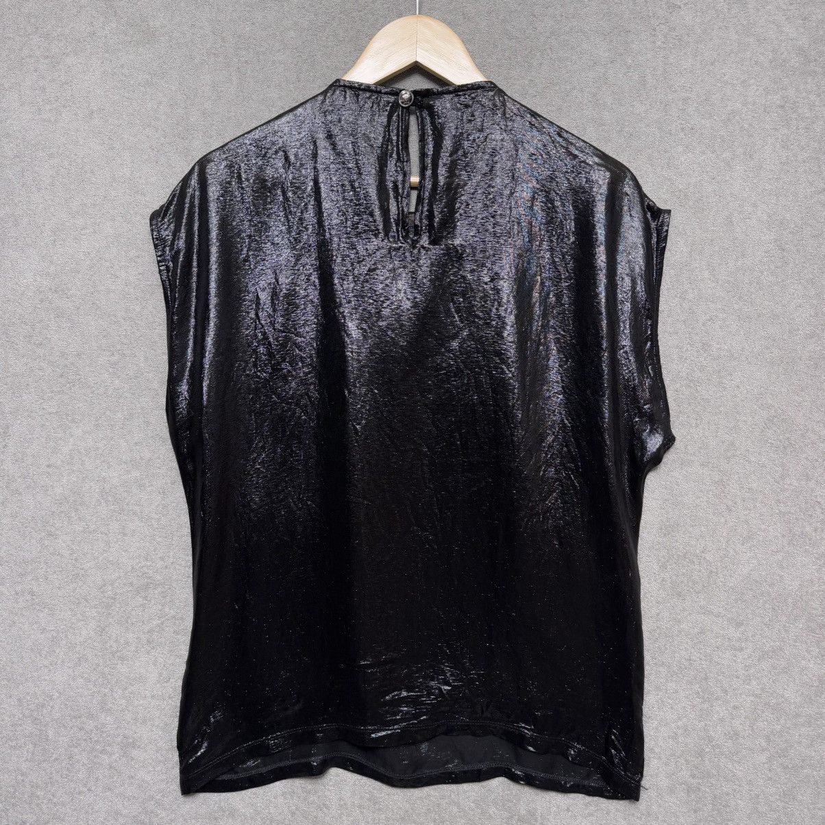 Versace Fall 2013 Versace Metallic Silk Shimmer Medusa T-Shirt Size M / US 6-8 / IT 42-44 - 8 Thumbnail