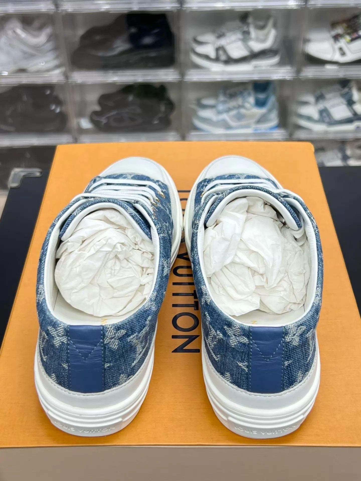 Louis Vuitton LV Stellar Denim Blue Low-Top Sneakers 39 Size US 8 / IT 38 - 7 Thumbnail