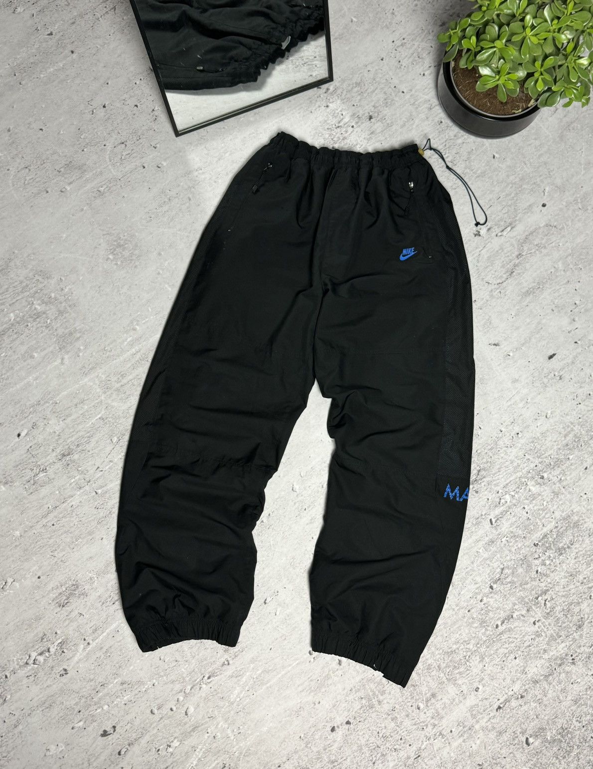 00s archive nike wide nylon pants y2k 黒 VINTAGE 2000s NIKE NYLON Track Sniny y2k style PANTS Y2K