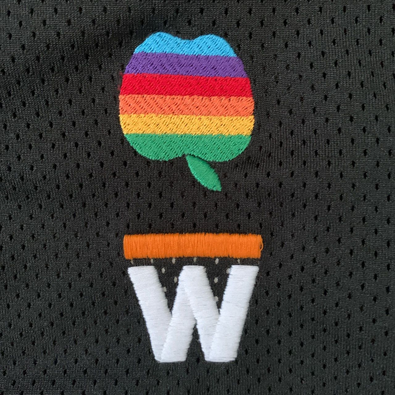 Designer WhoJungWoo x Apple collab shorts size S Size US 30 / EU 46 - 2 Thumbnail