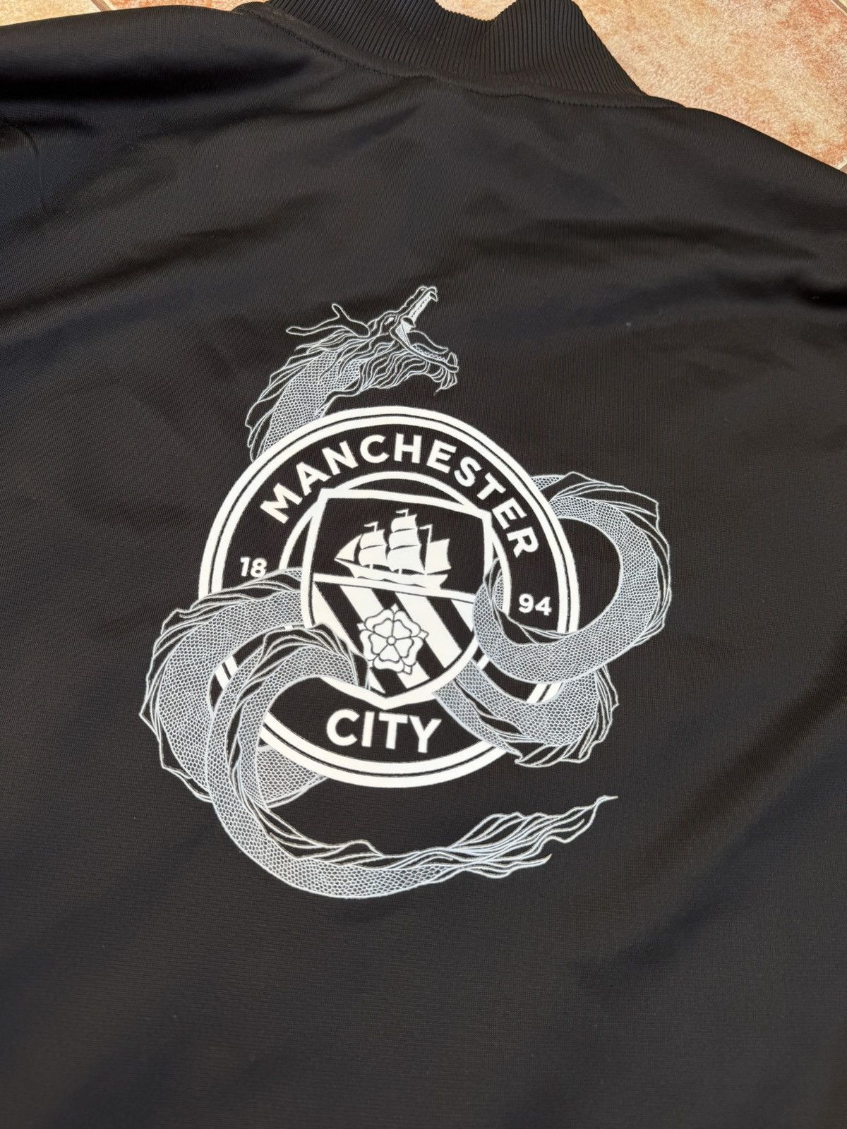 Puma Manchester City 2023-2024 Year of the Dragon Soccer Kit Size US M / EU 48-50 / 2 - 4 Thumbnail