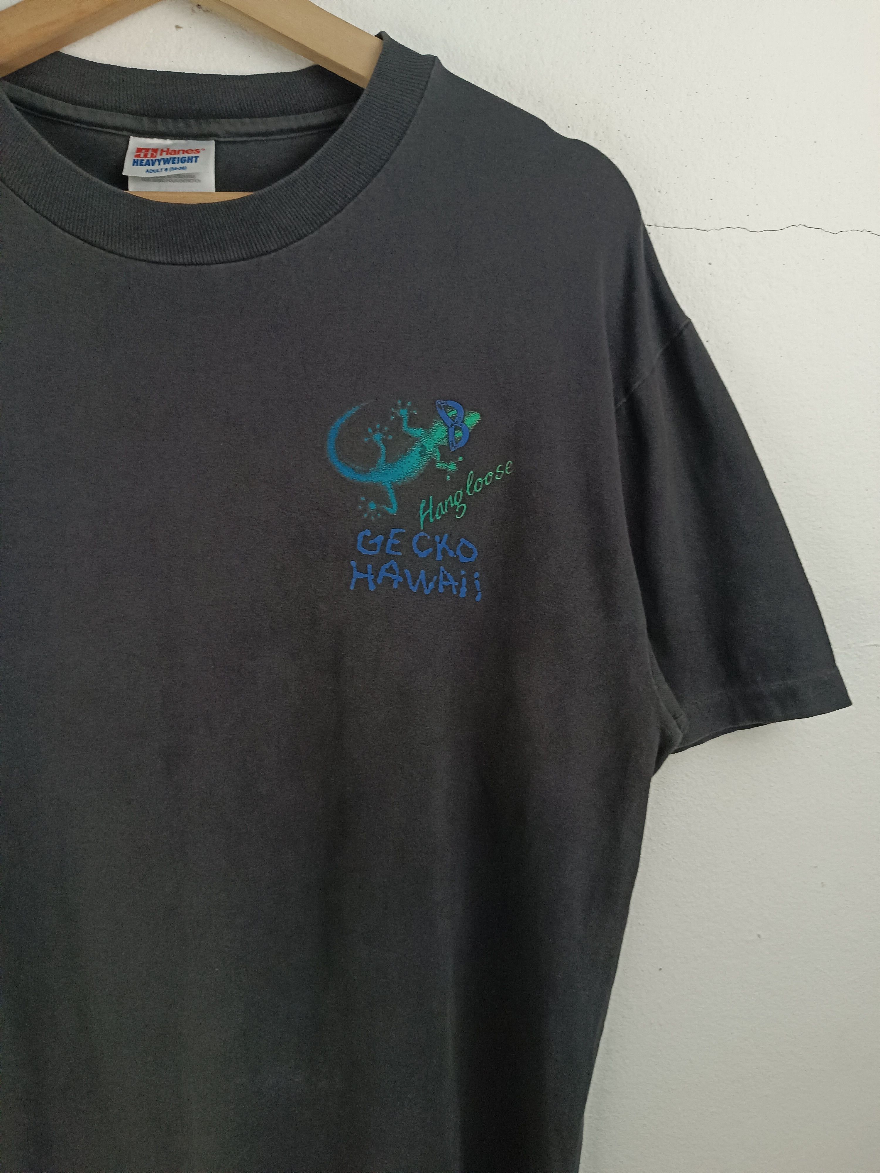 Vintage VINTAGE 90'S HANGLOOSE GECKO HAWAII SUPER RARE TEE Size US M / EU 48-50 / 2 - 6 Thumbnail