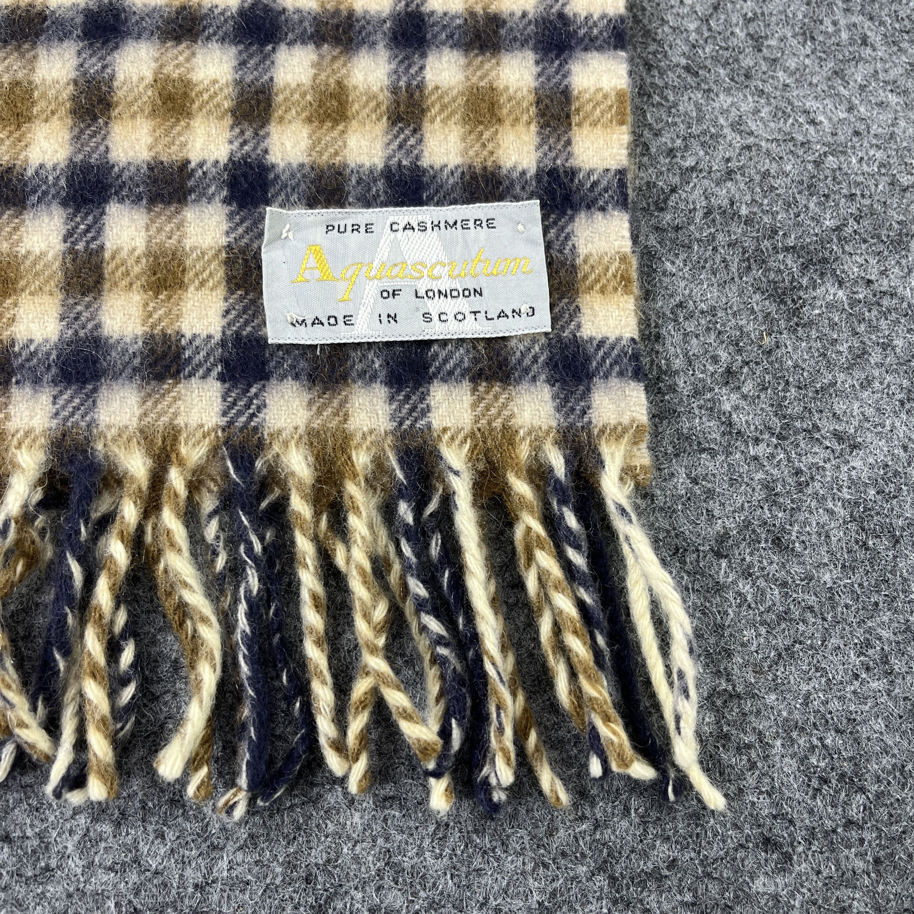 Aquascutum Aquasqutum Scarf / Muffler / Neckwear T1257 Size ONE SIZE - 6 Thumbnail