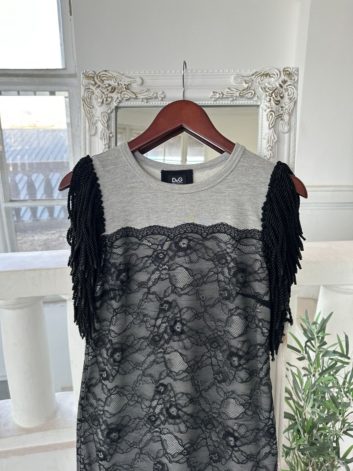 Dolce & Gabbana Dolce Gabbana Sleeveless Lace Panel Dress With Fringe Detail Size M / US 6-8 / IT 42-44 - 3 Thumbnail