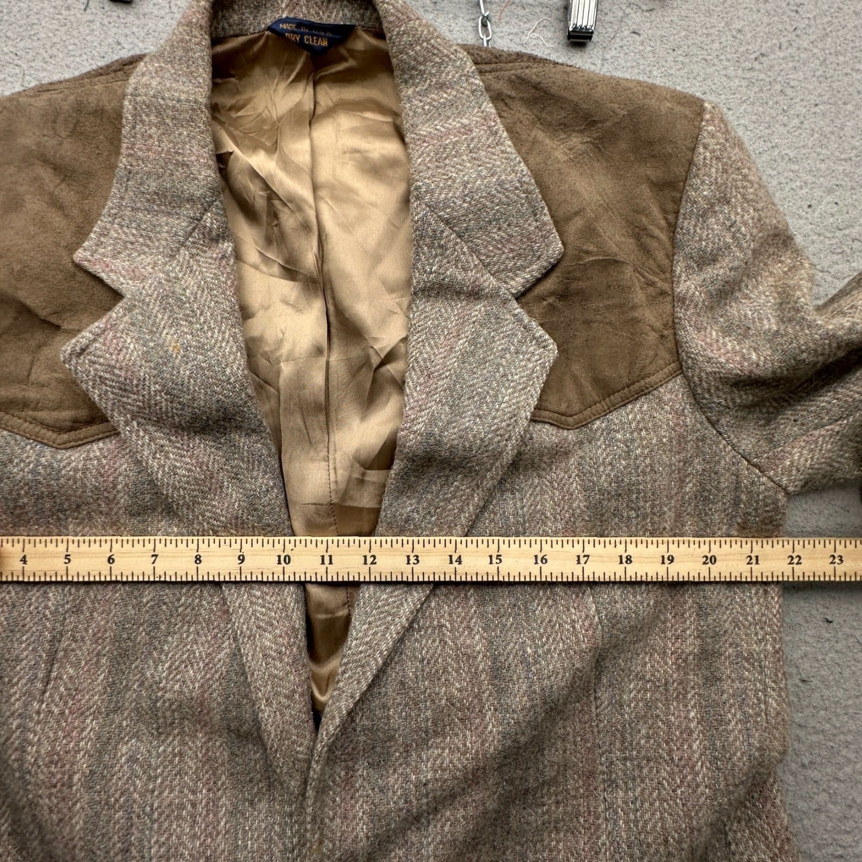 Pendleton VINTAGE Pendleton Wool Tweed Sport Coat Blazer Mens 42 Long Large Suede Yoke Wool Blazer Mens 42 Long Large Retro Coat Size 42R - 5 Thumbnail
