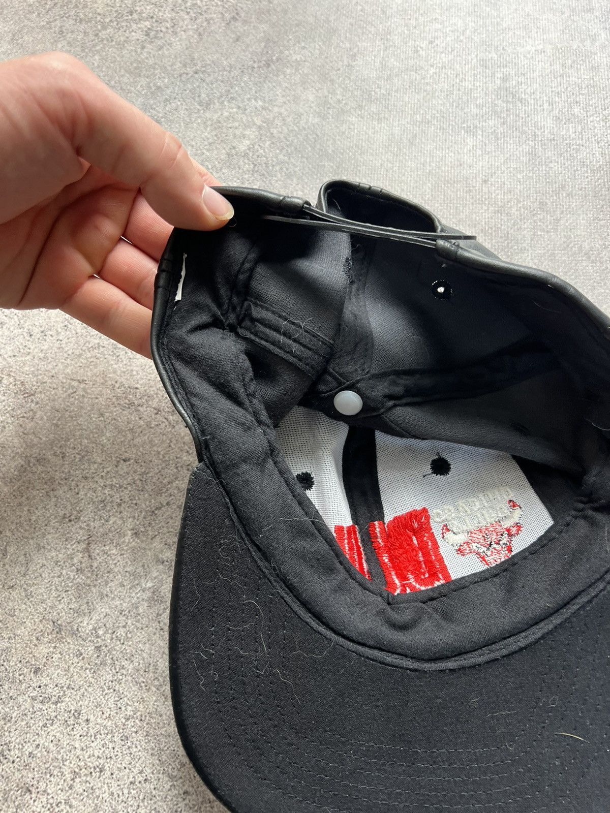NBA × Vintage Chicago Bulls faux leather cap Size ONE SIZE - 5 Thumbnail