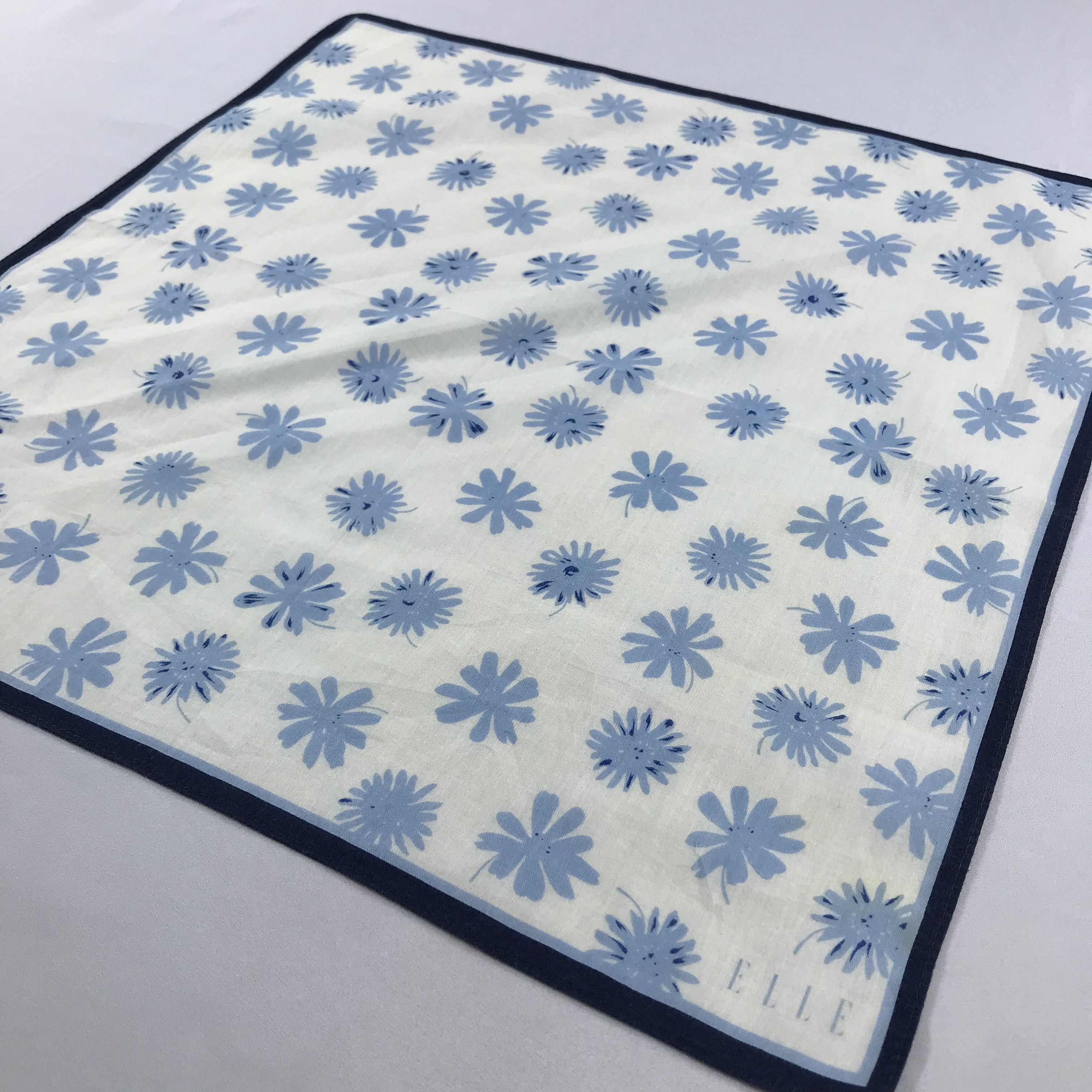 Vintage Elle Bandana / Handkerchief / Neckerchief - S2566 Size ONE SIZE - 2 Thumbnail