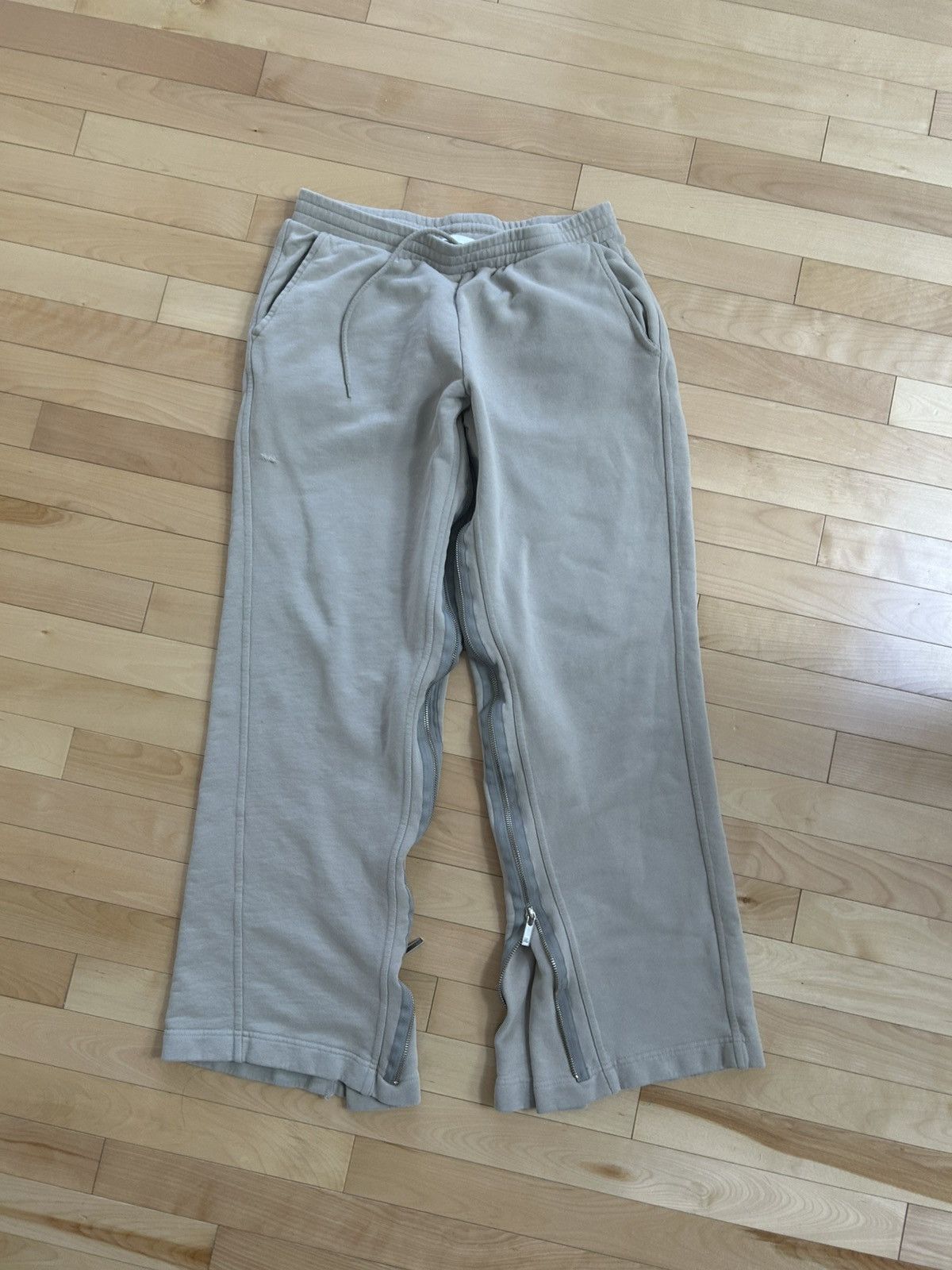 Helmut Lang Helmut Lang Zipper Sweatpants Size US 33 - 1 Thumbnail