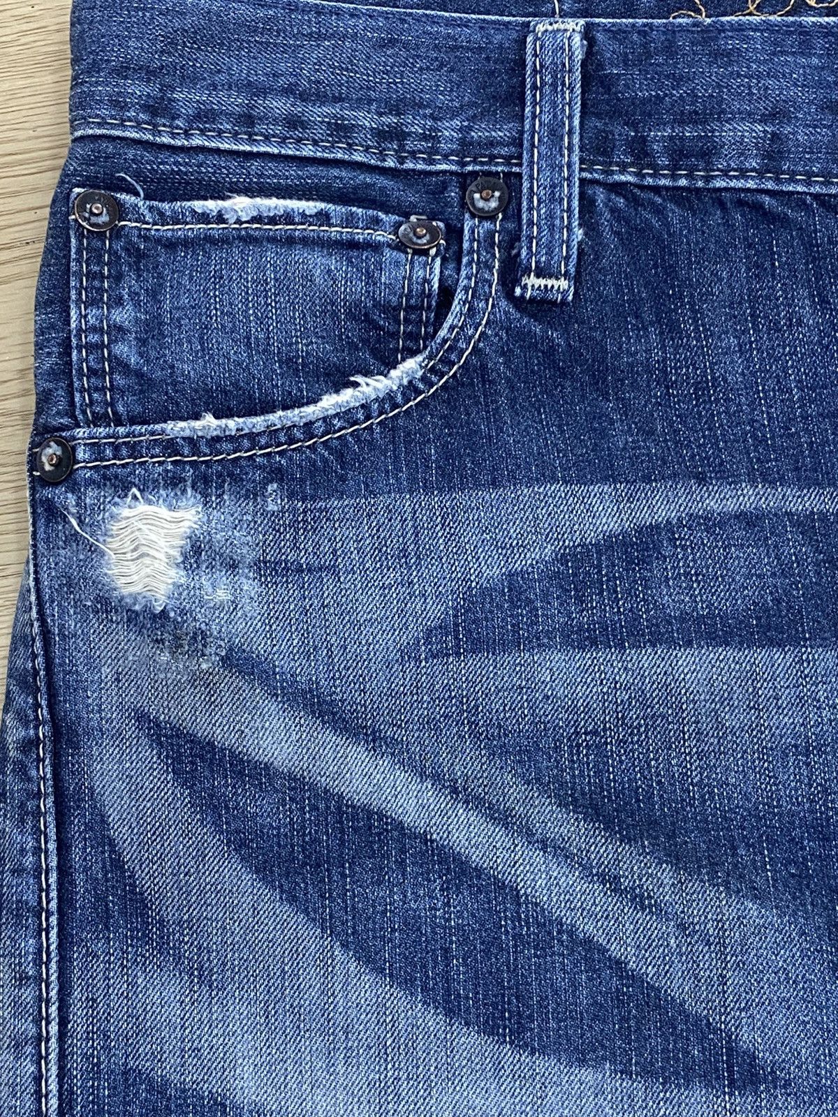Levi's Levi’s Whiskers Blue Wash Style Buckle Back Distressed Jeans Size US 30 / EU 46 - 12 Thumbnail