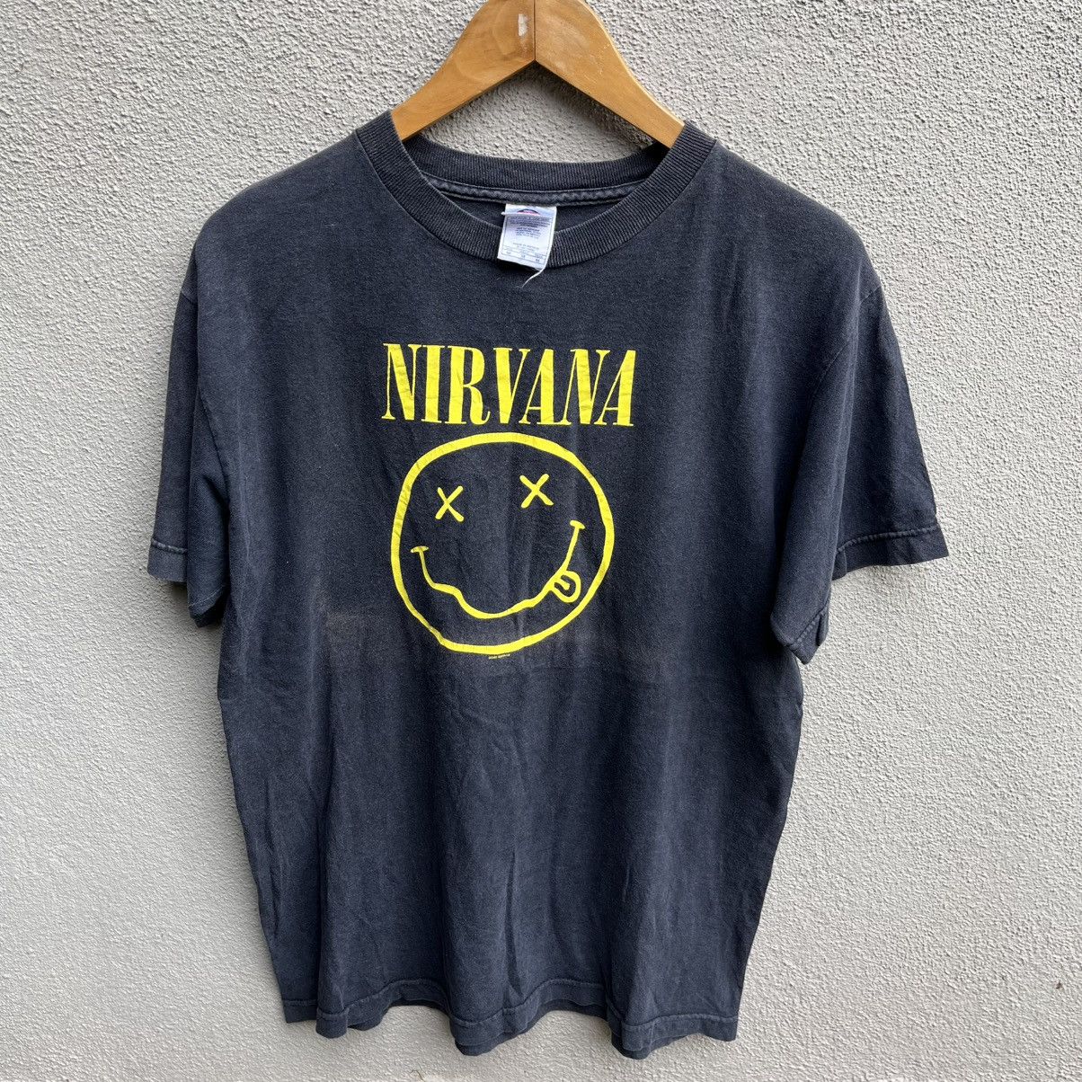 Band Tees Vintage NIRVANA band tee smiley y2k Size US M / EU 48-50 / 2 - 2 Thumbnail