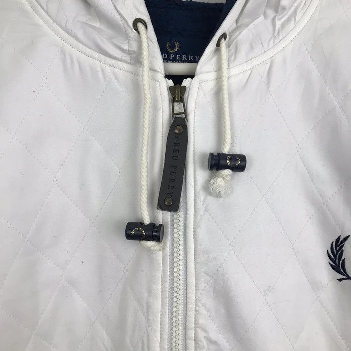 Fred Perry SY0025 FRED PERRY BIG LOGO WINTER PARKAS JACKETS Size US XL / EU 56 / 4 - 4 Thumbnail