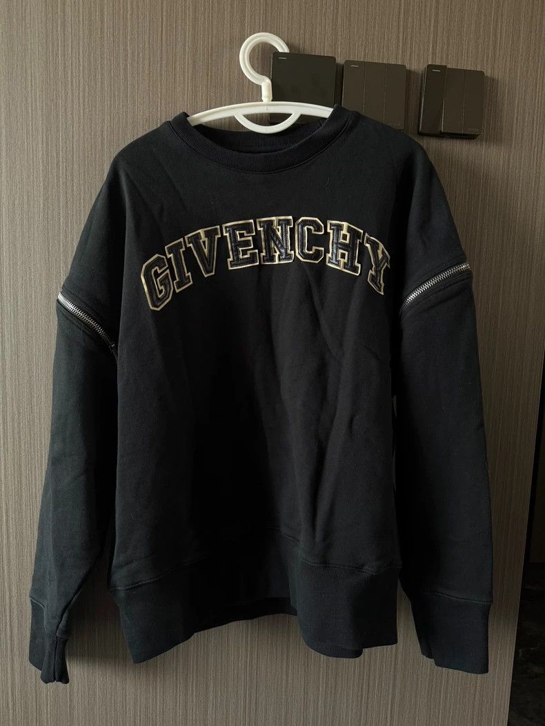 Givenchy Givenchy SS22 Logo removable sleeve round neck long-sleeve Size US L / EU 52-54 / 3 - 1 Thumbnail