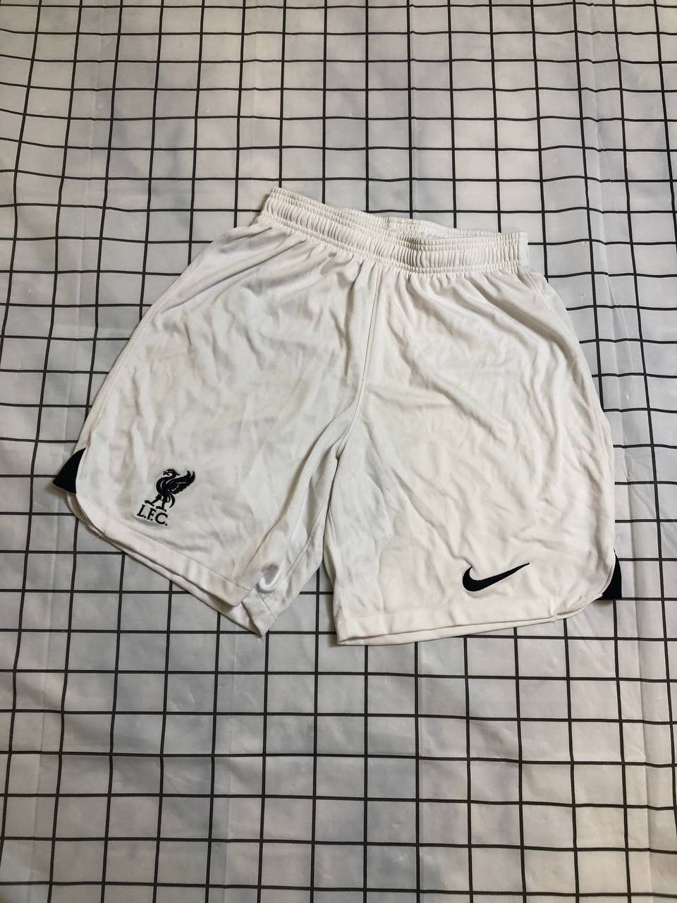 Nike Mens Nike Liverpool Football Club FC ShortsWhite Black Size US 32 / EU 48 - 1 Thumbnail