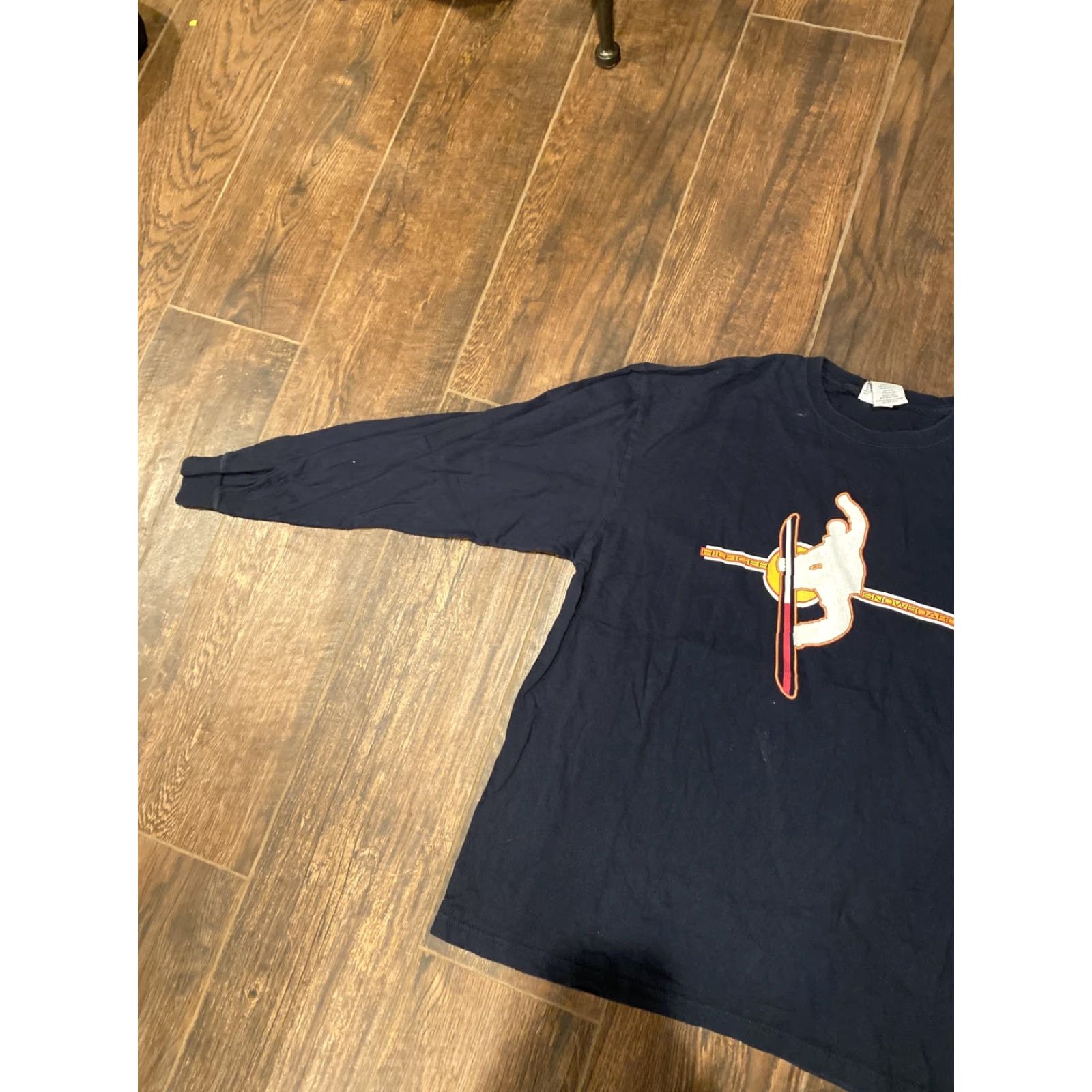 Tommy Hilfiger VINTAGE Tommy Hilfiger Snowboards Shirt Long Sleeve 90s Graphic Tee Mens Large Blue Size US L / EU 52-54 / 3 - 3 Thumbnail