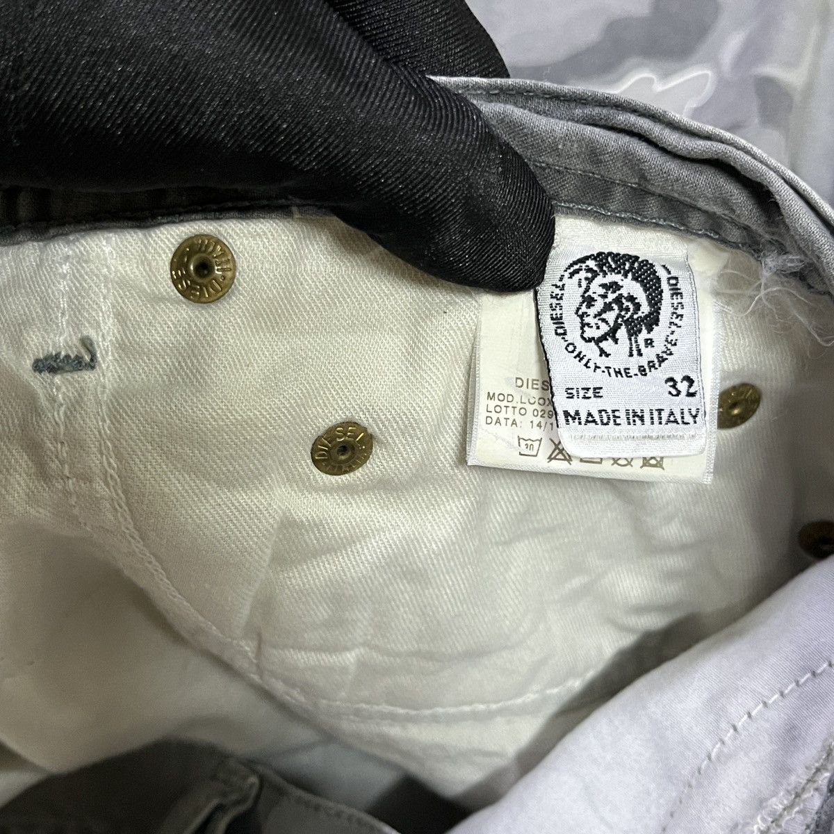 Diesel × Vintage Vintage Diesel Camouflage Baggy Pants Size US 32 / EU 48 - 8 Thumbnail