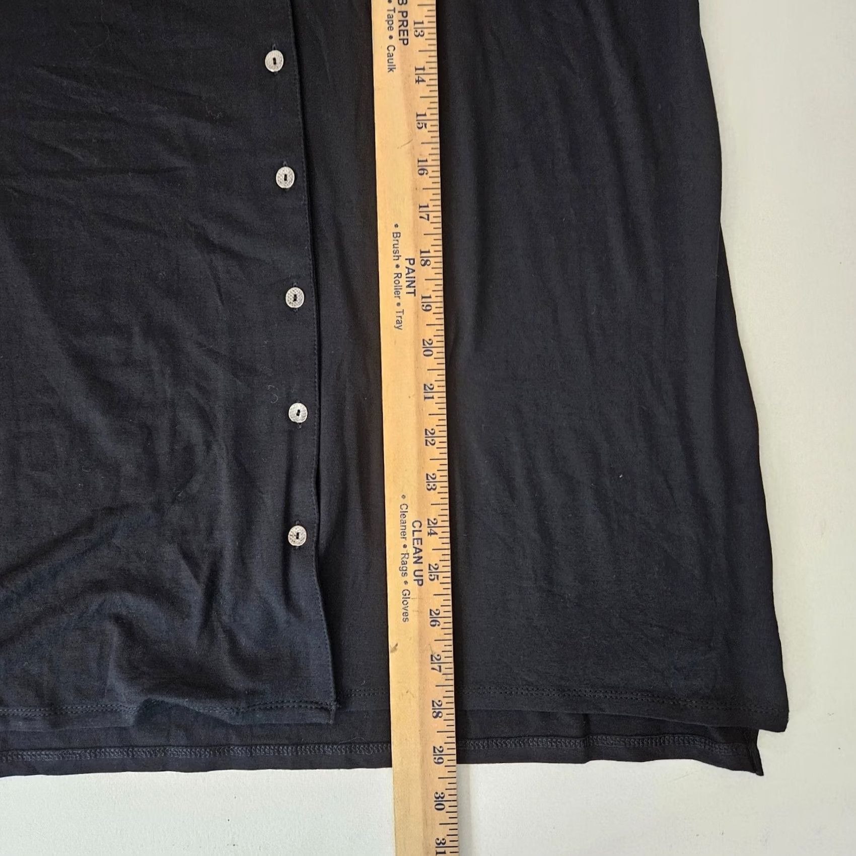 J. Jill J.Jill Wearever Collection Black V-neck Button Up Jersey Top M Womens Short Sleeve Regular Fit Button-Up Size M / US 6-8 / IT 42-44 - 7 Thumbnail