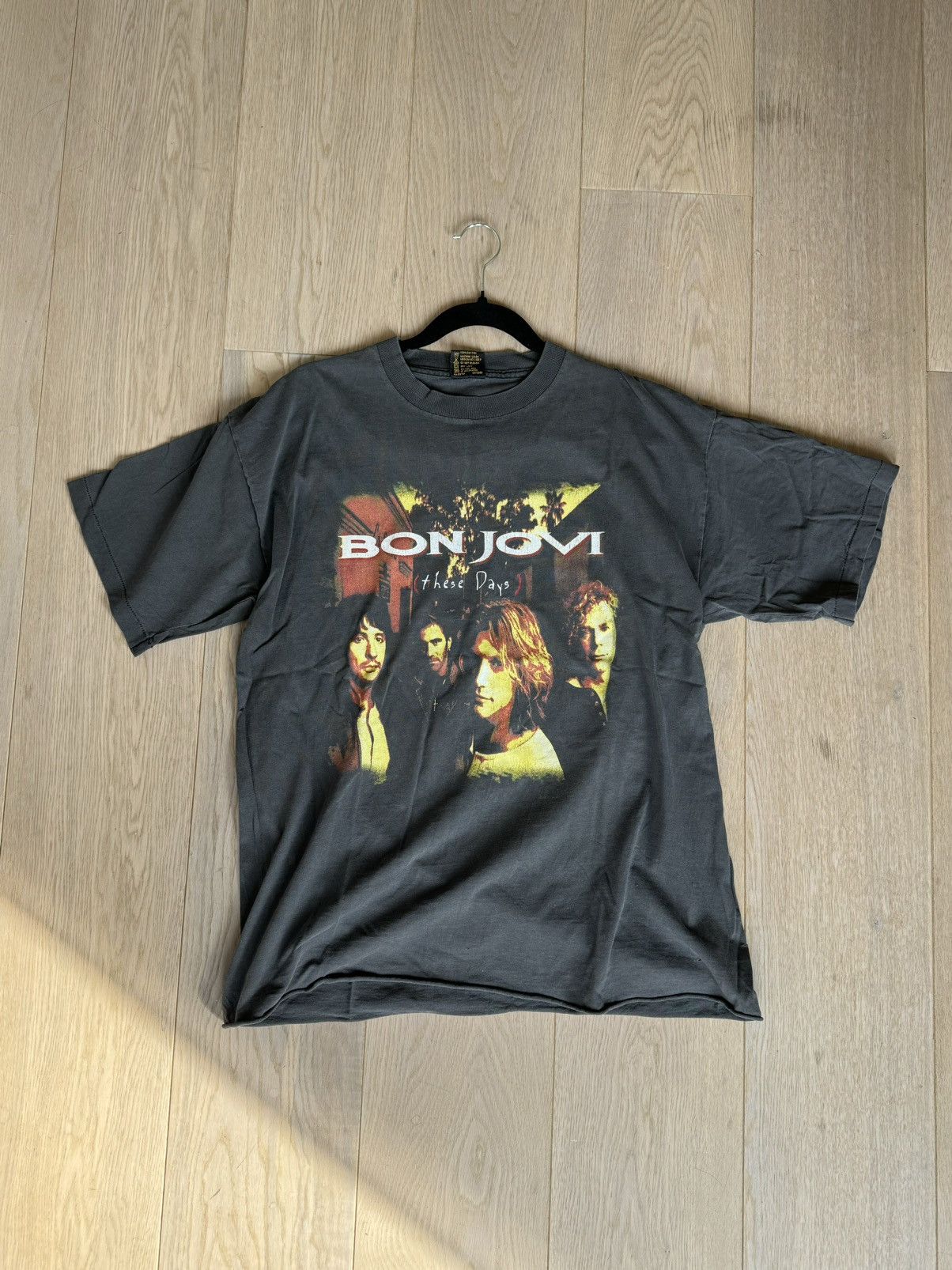 1995年 BON JOVI Tシャツ NICEMAN BROCKUM バンド 1995年 BON JOVI Tシャツ NICEMAN BROCKUM バンド