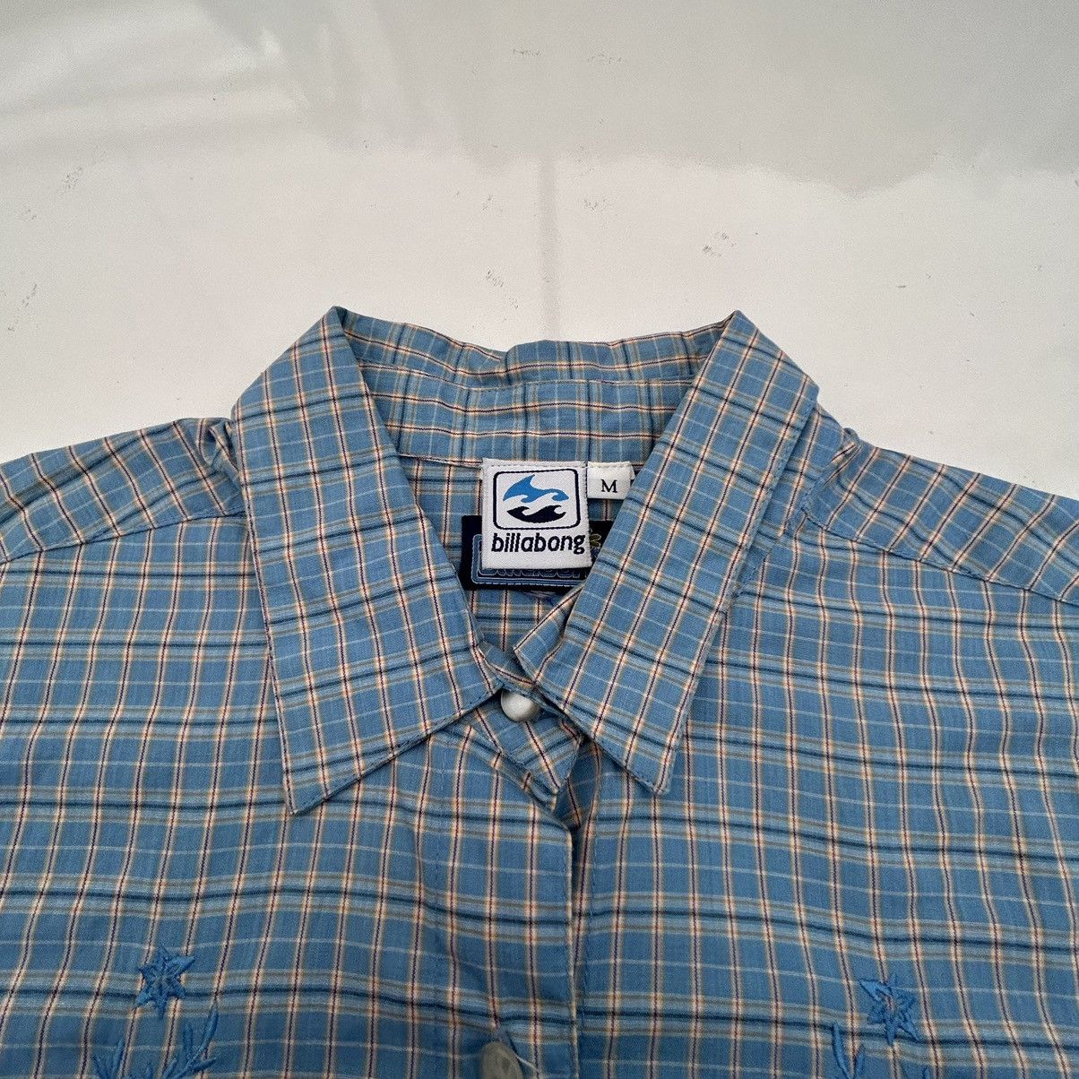 Billabong Vintage Y2K Billabong Embroidered Shirt Size Women’s Medium Size M / US 6-8 / IT 42-44 - 7 Thumbnail