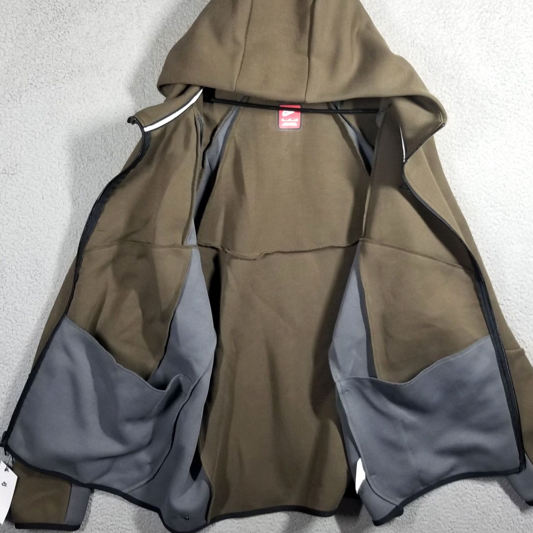 Nike Nike Tech Color-Block Full-Zip Fleece Windrunner Jacket 3XL Olive Brown Men Hoodie 198484427373 Size US XXL / EU 58 / 5 - 3 Thumbnail
