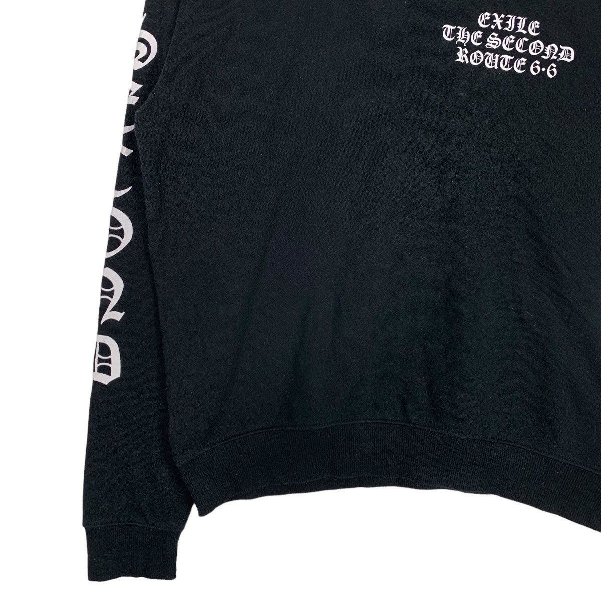 Band Tees EXILE THE SECOND LIVE TOUR 2017-2018 SWEATSHIRT #0714-C33 Size US M / EU 48-50 / 2 - 3 Thumbnail
