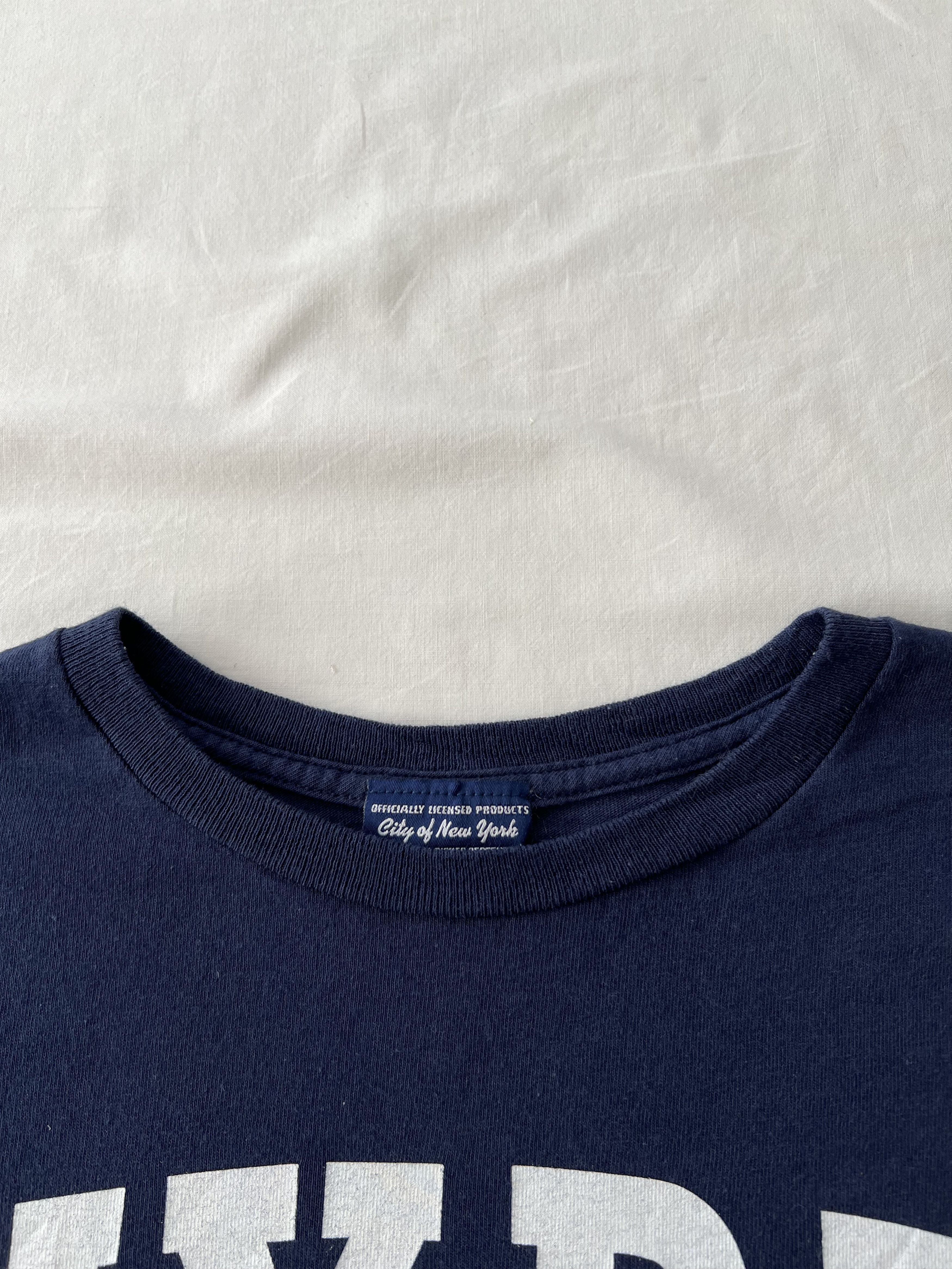 Vintage Vintage 2009 NYPD New York City Police Dept Navy T-shirt Size US L / EU 52-54 / 3 - 9 Thumbnail