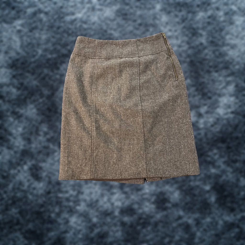 Banana Republic VINTAGE Banana Republic Wool Skirt Womens 0 Herringbone Brown Pencil 90s Brown Womens 0 Vintage 90s Skirt Women Mens Girls? Size 25" / US 0 / IT 36 - 1 Thumbnail