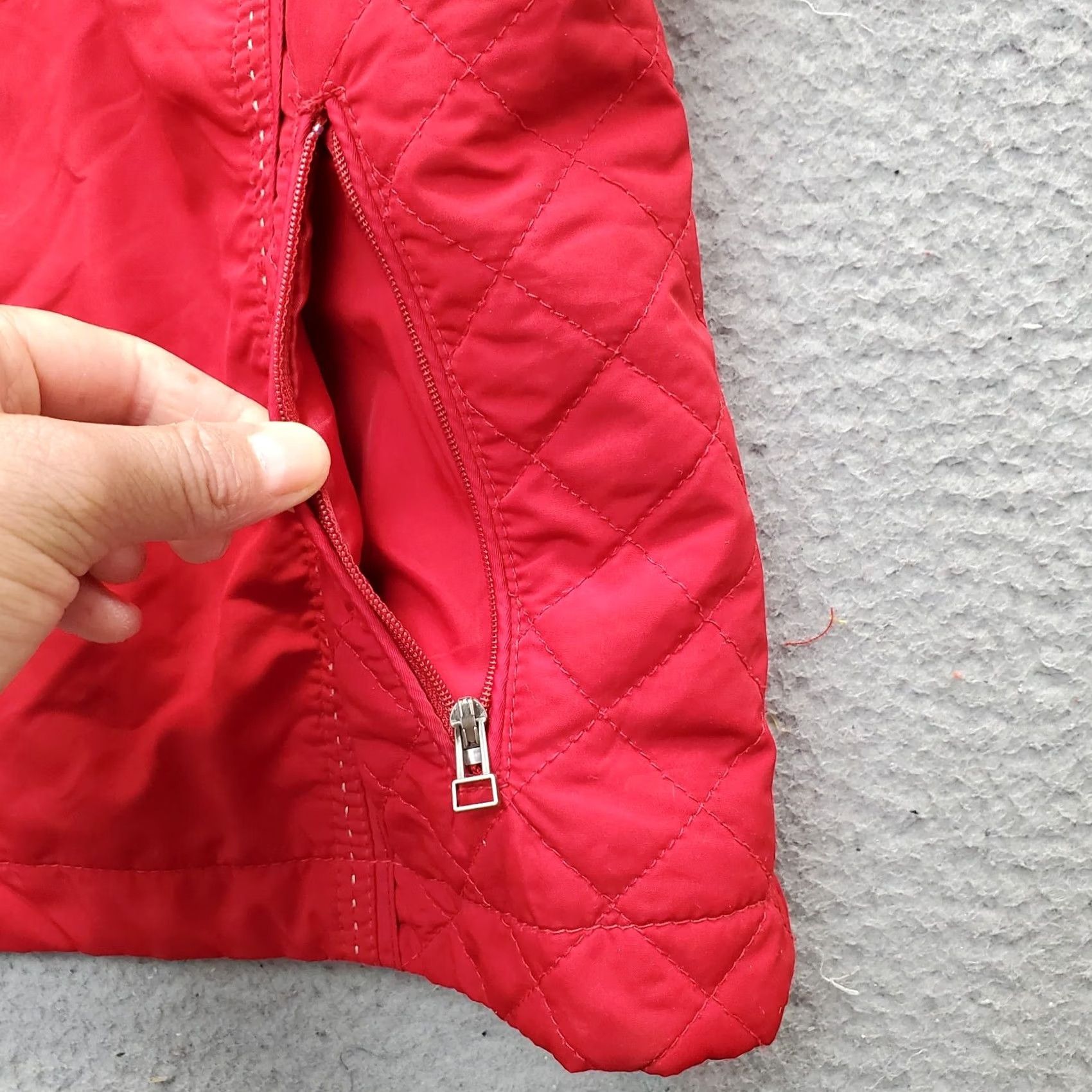Coldwater Creek Coldwater Creek Quilted Vest Womens Medium Red Lined Pockets Sleeveless Full Zip - Cozy Fall Style Size M / US 6-8 / IT 42-44 - 3 Thumbnail
