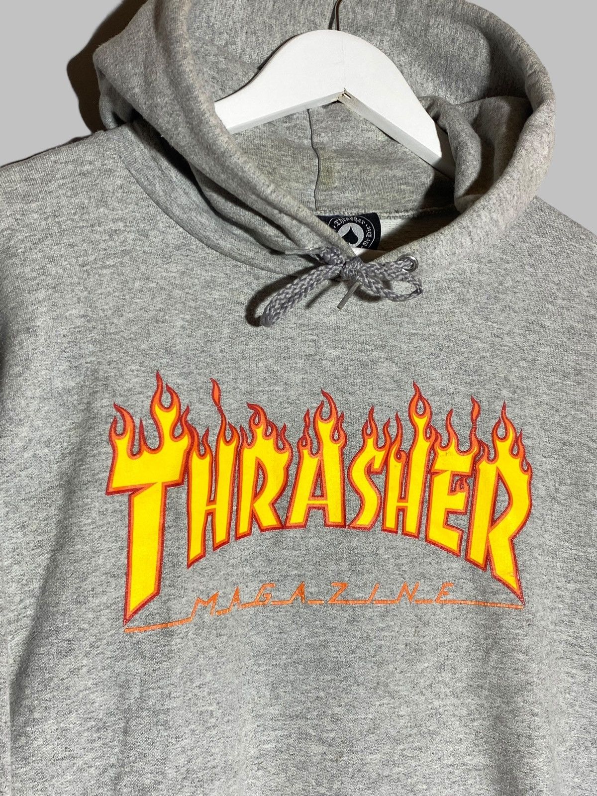Thrasher Y2K THRASHER FLAME LOGO GREY HOODIE SKATEBOARDING VIBES Size US M / EU 48-50 / 2 - 3 Thumbnail