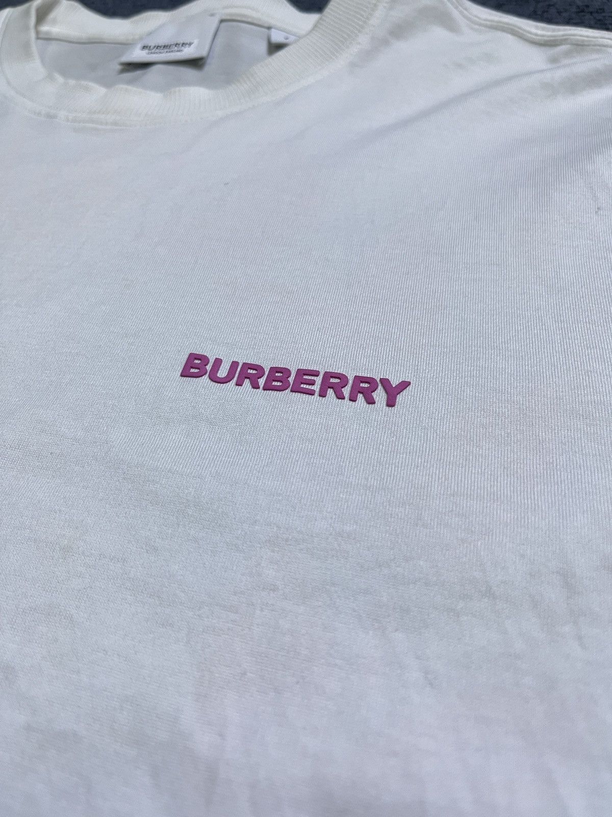 Burberry Burberry (BURB3RRY) Graphic Tee Size S / US 4 / IT 40 - 4 Thumbnail