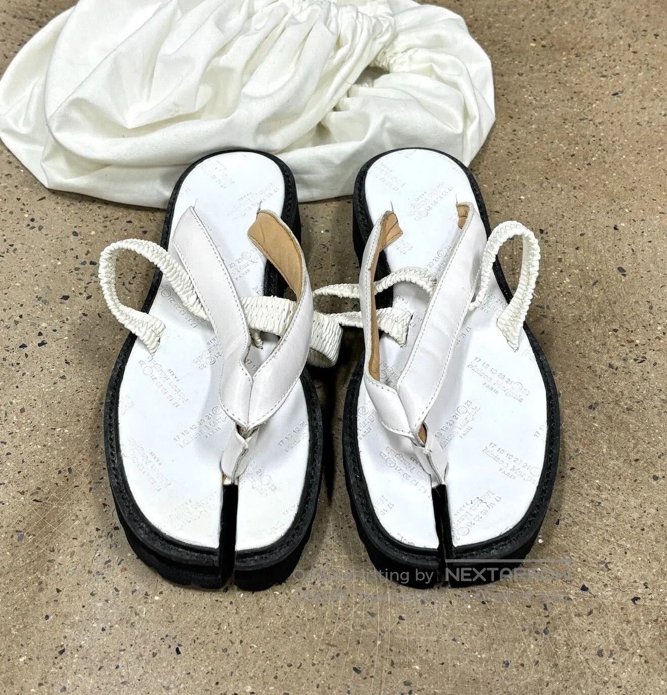 Maison Margiela Maison Margiela Tabi Thong Sandals. Size US 7.5 / EU 40-41 - 2 Thumbnail