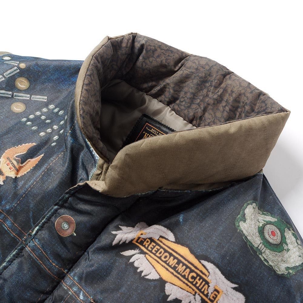 Neighborhood Neighborhood F.M. E-JKT Size US XL / EU 56 / 4 - 5 Thumbnail
