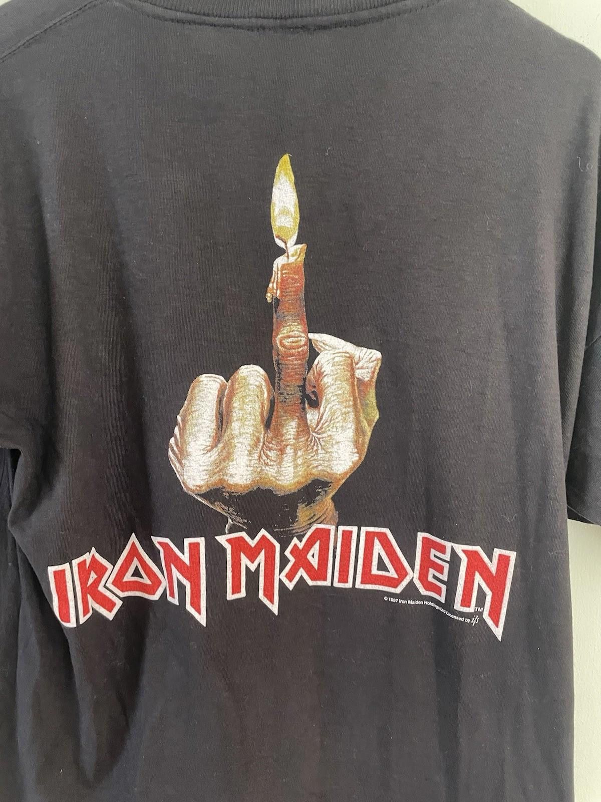 Iron Maiden Vintage 1997 Iron Maiden Candle Flame Middle Dinner T Shirt Size US L / EU 52-54 / 3 - 4 Thumbnail