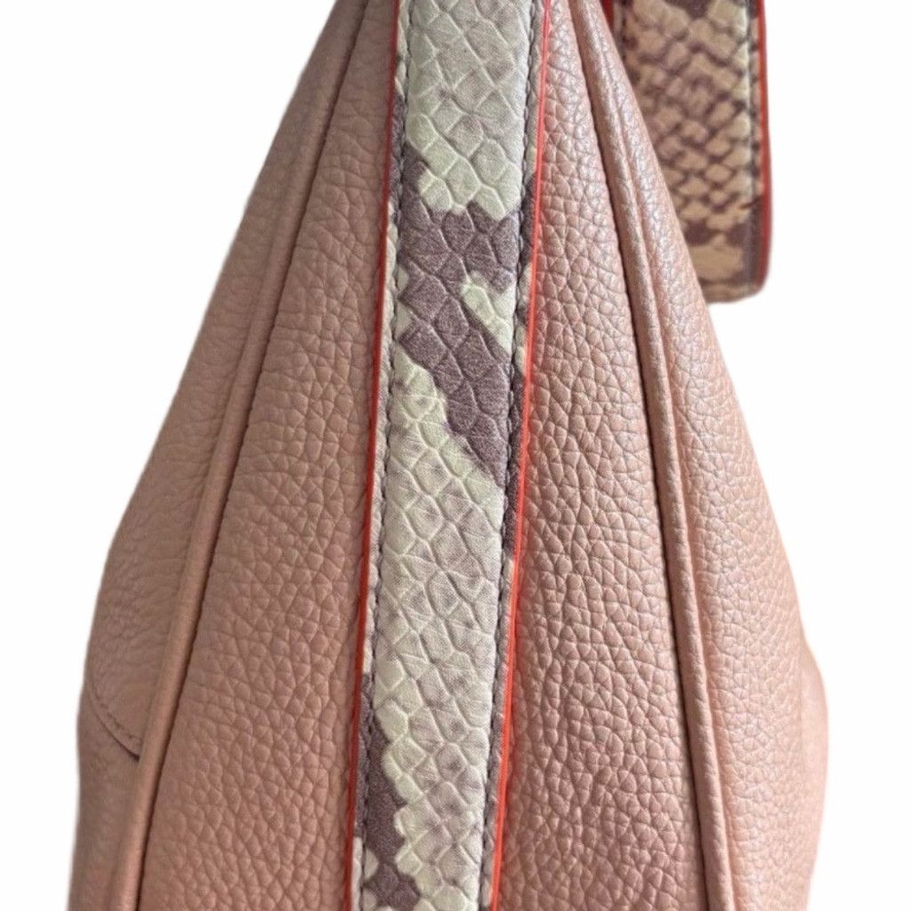 Coach Coach East/West Harley Hobo | EUC Size ONE SIZE - 4 Thumbnail