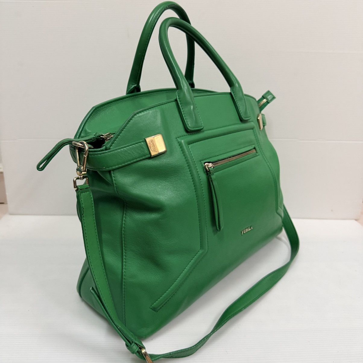 Furla Furla Large Leather Green Handbag Size ONE SIZE - 3 Thumbnail