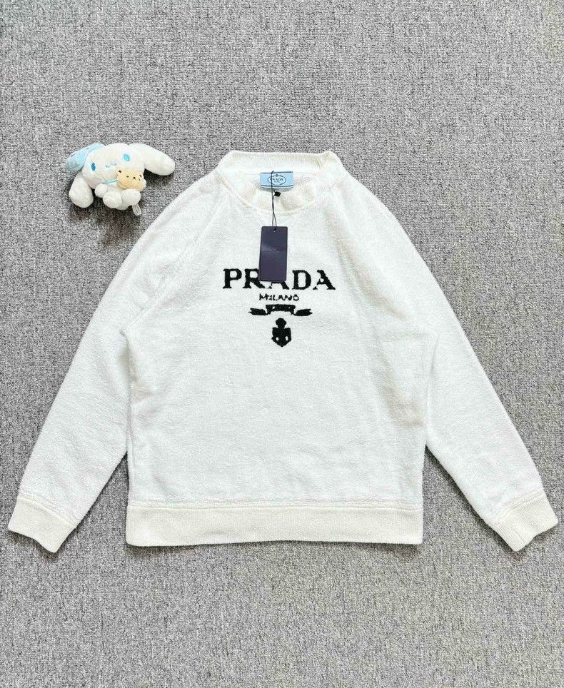 Prada Prada White Logo Sweatshirt XS Brand New Size US XS / EU 42 / 0 - 1 Thumbnail