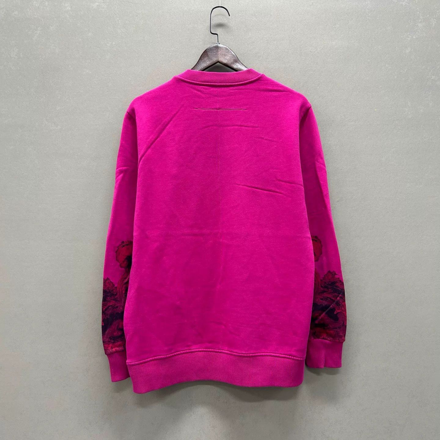 Givenchy Givenchy Magenta Virgin Mary Hoodie 48 99 New Size US M / EU 48-50 / 2 - 2 Thumbnail