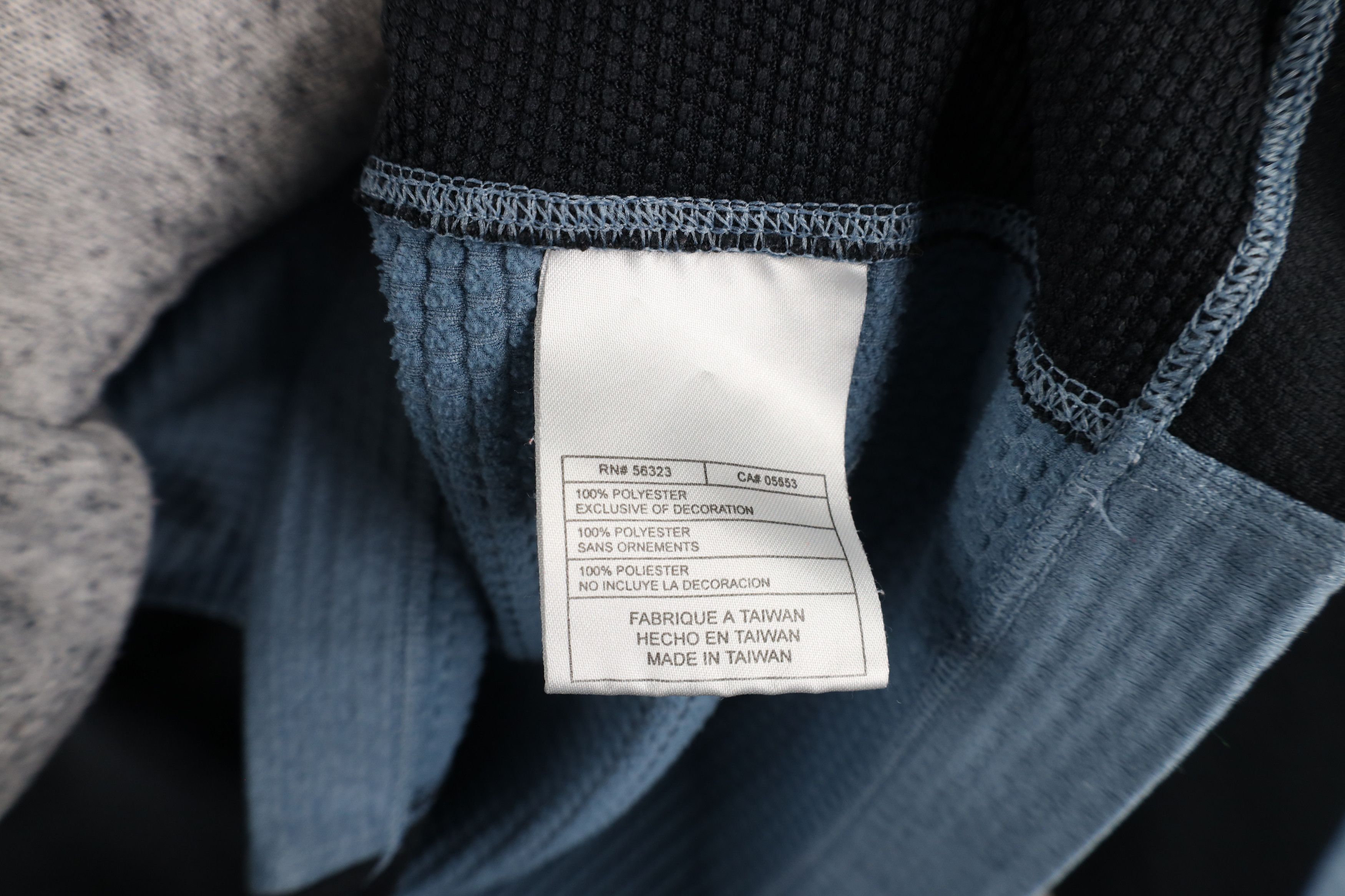Nike × Vintage Vintage Nike Golf Mini Swoosh Half Zip Pullover Sweater Size US S / EU 44-46 / 1 - 9 Thumbnail