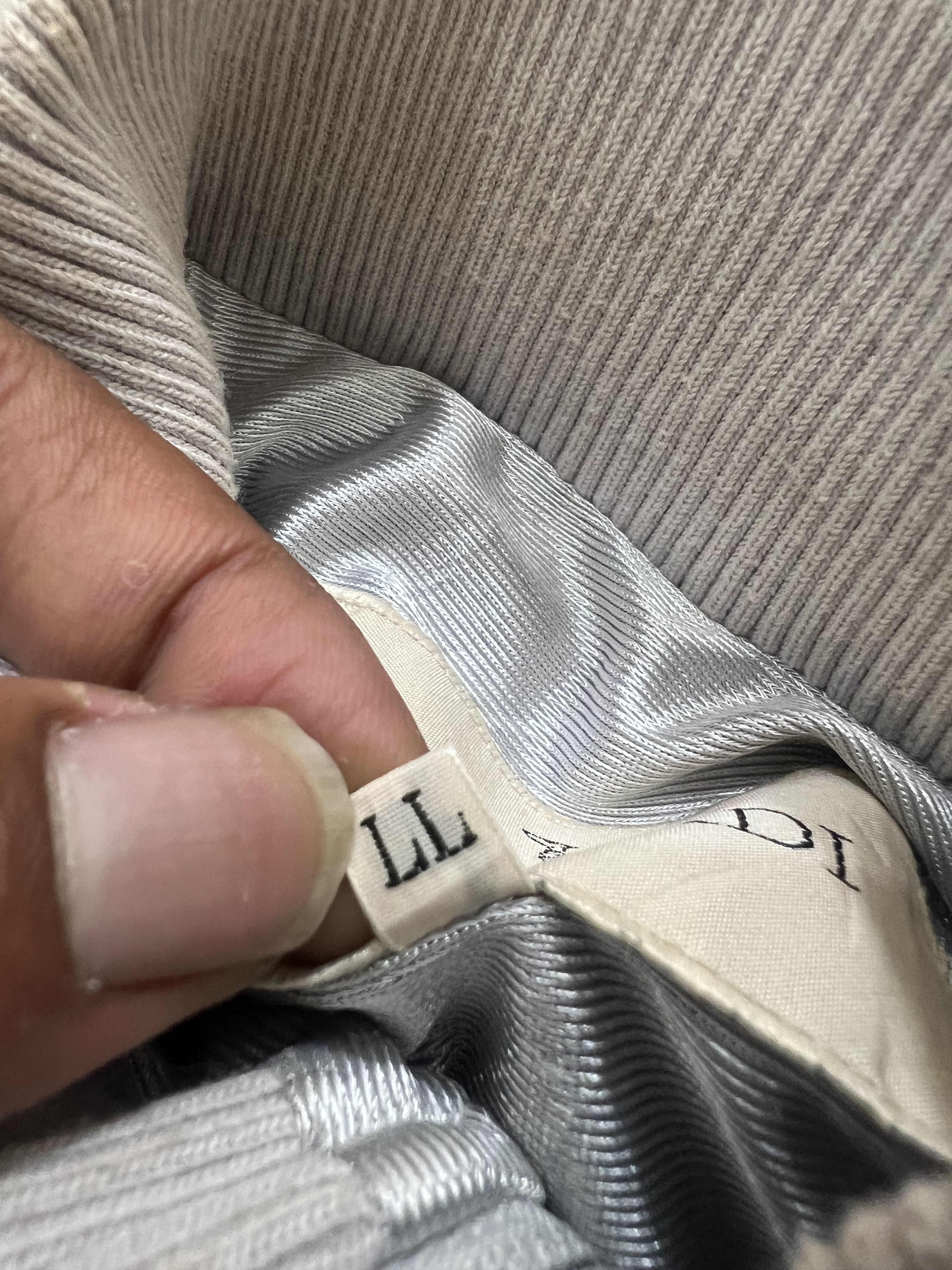 Trussardi Vintage 90s Trussardi Iconic Logo Nylon Zip Vest y2k Size US M / EU 48-50 / 2 - 9 Thumbnail