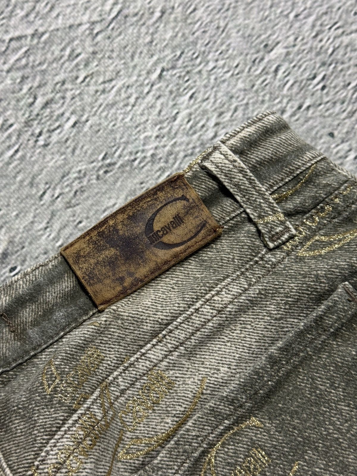 Roberto Cavalli Just Cavalli flared jeans monogram fullprint Y2K washer Size 27" / US 4 / IT 40 - 5 Thumbnail
