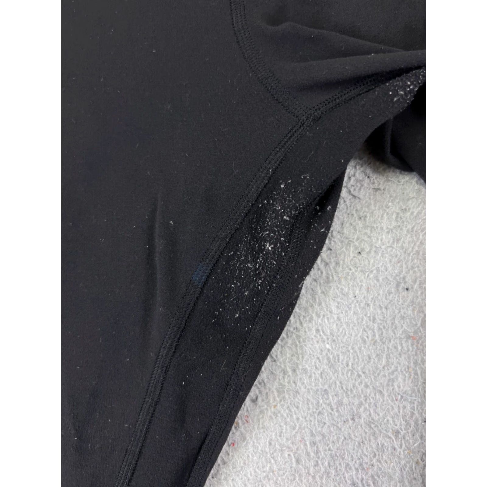 Lululemon Lululemon Pants Womens 8 Black Cropped Nylon Blend Yoga Gym Workout Athleisure Straight Leg 25in Inseam Womens Size 30" / US 8 / IT 44 - 5 Thumbnail