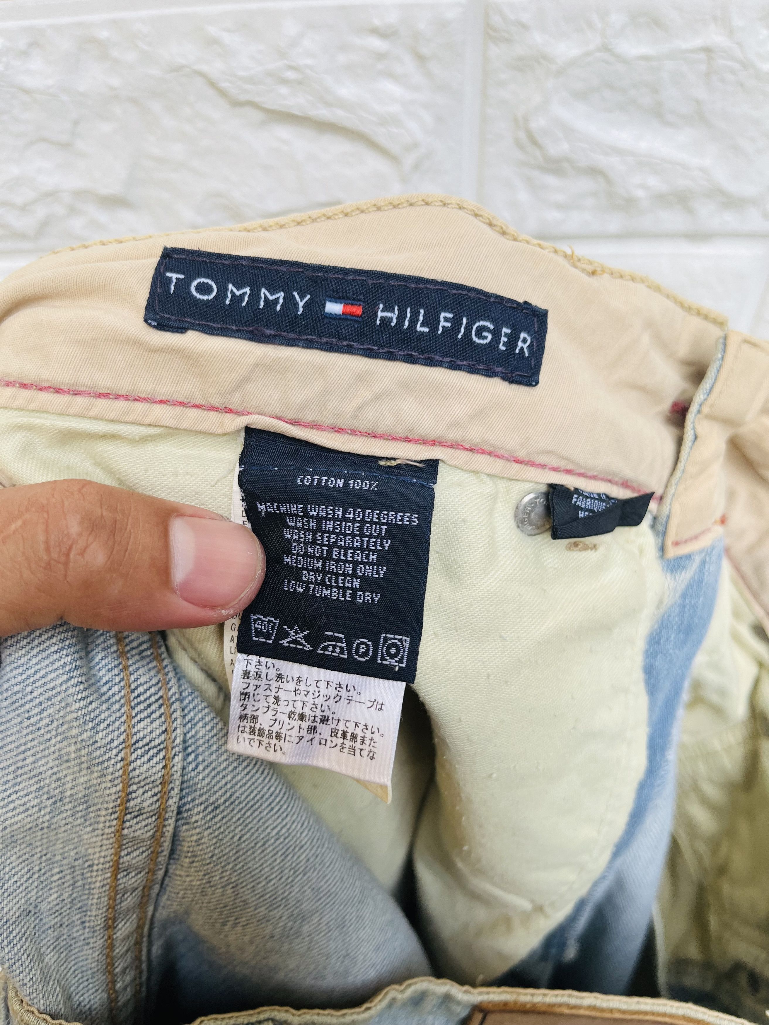 Tommy Hilfiger × Vintage Vintage Tommy Hilfiger Designer Fashion Style Size US 31 - 11 Thumbnail