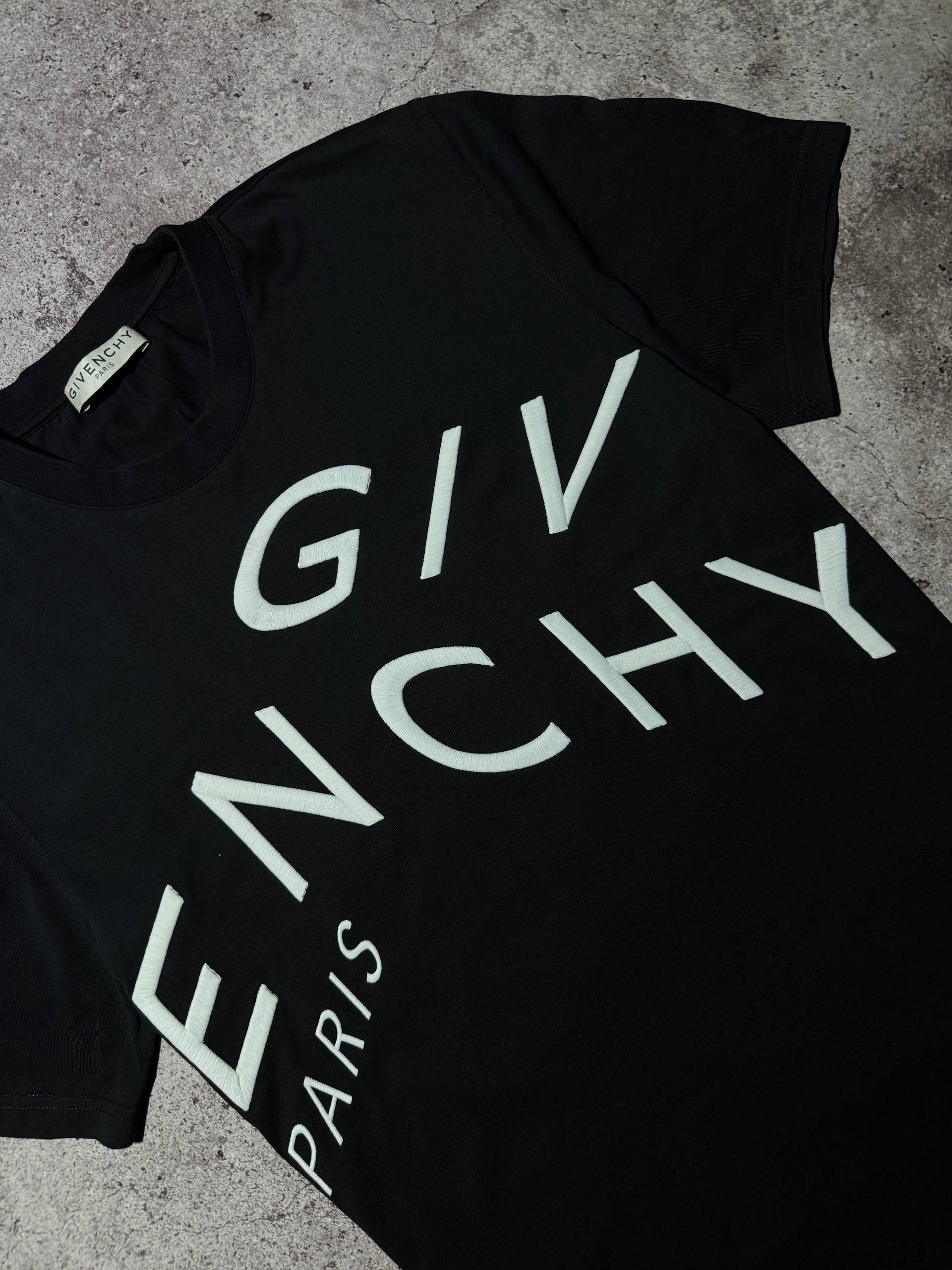 Givenchy Givenchy Paris Black Men’s T-shirt Embroidered Logo Size US L / EU 52-54 / 3 - 3 Thumbnail