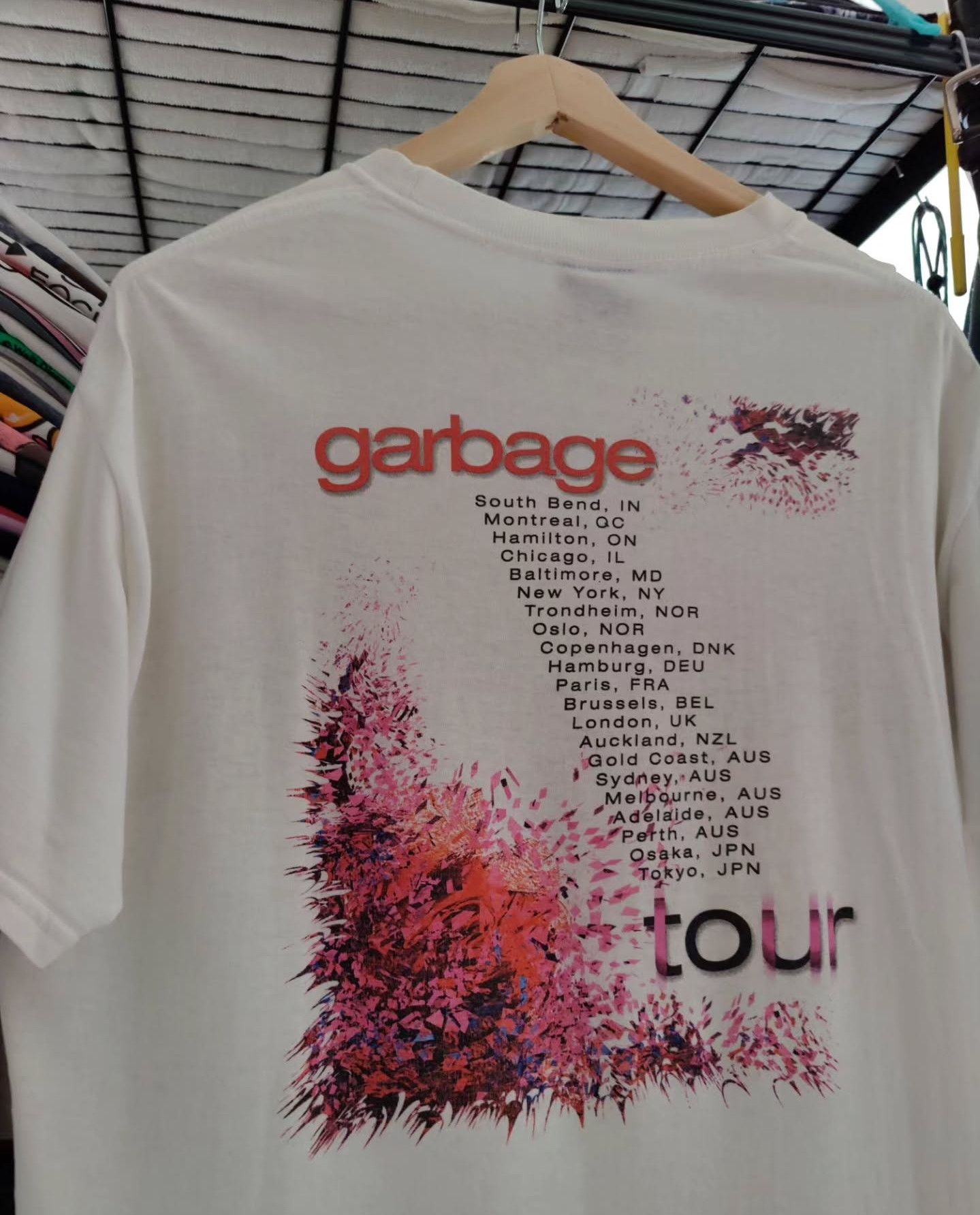 Band Tees × Giant × Vintage vintage Garbage - Beautiful Garbage Tour 2001 Size US L / EU 52-54 / 3 - 3 Thumbnail