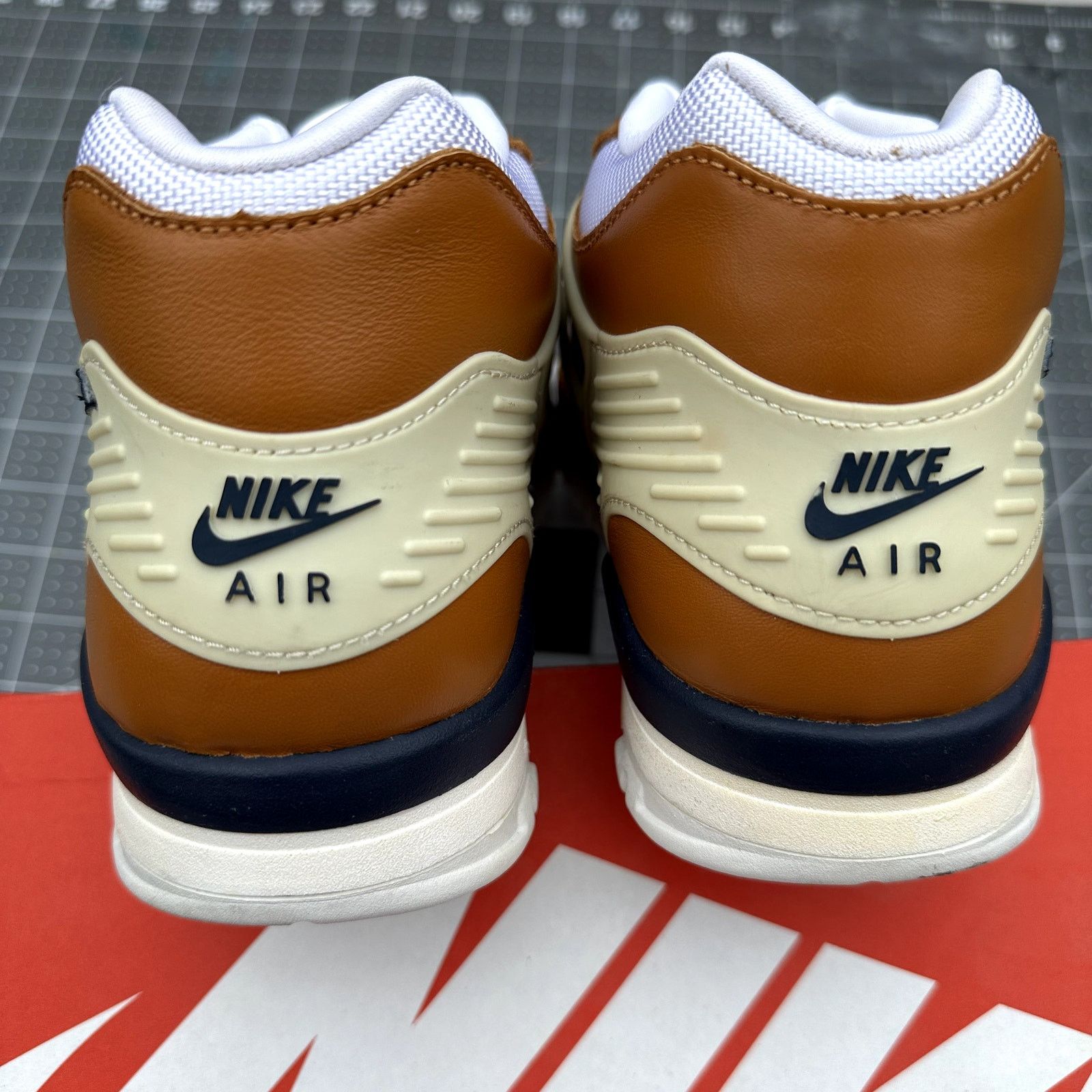 Nike Nike Air Trainer 3 PRM 'Medicine' Size US 10 / EU 43 - 4 Thumbnail
