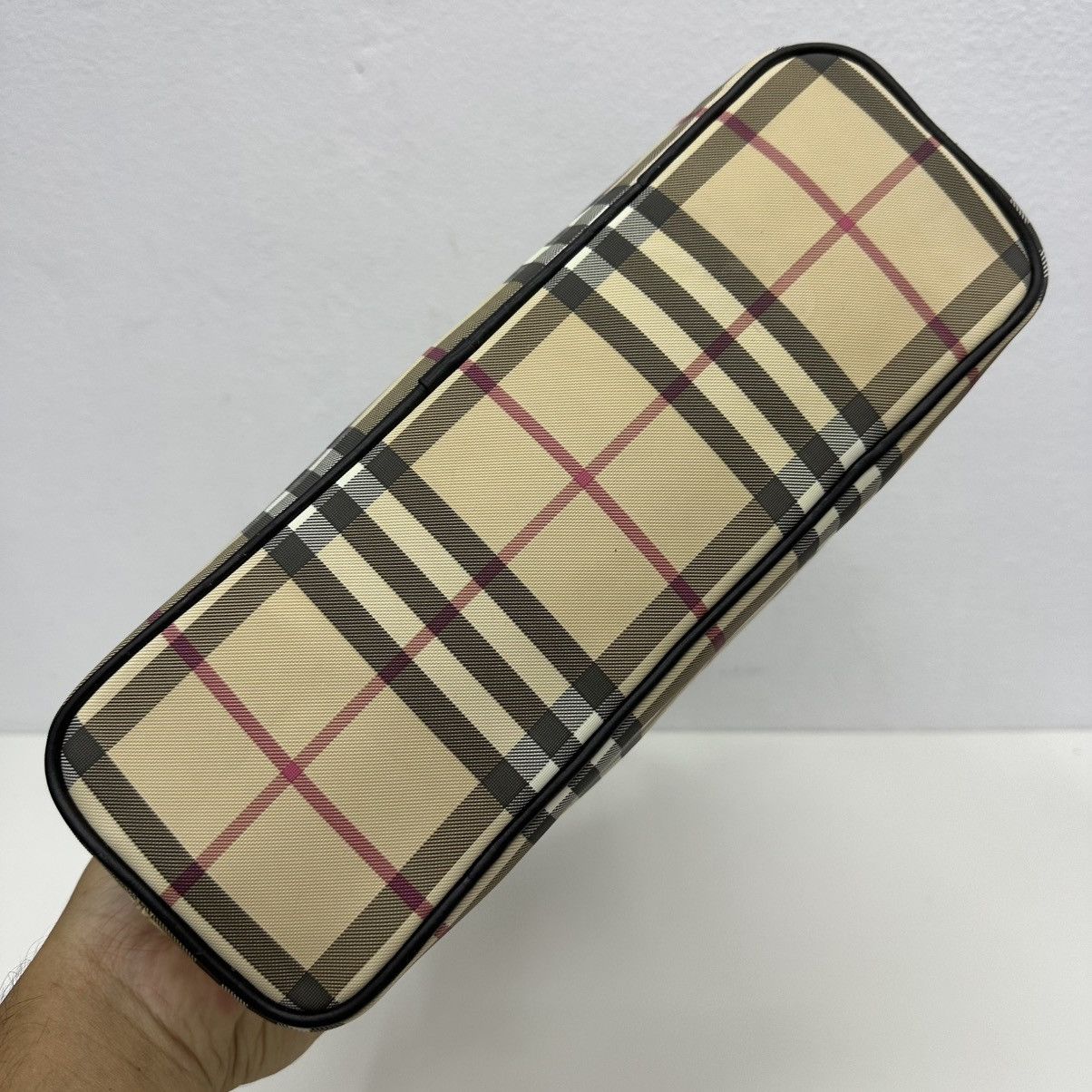 Burberry ‼️YES‼️ AUTHENTIC BURBERRY LONDON NOVA CHECK HAND TOTE BAG Size ONE SIZE - 8 Thumbnail