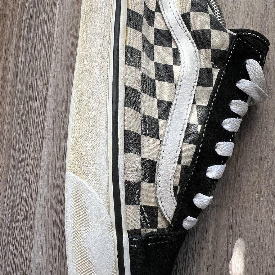 Vans VANS • Classic "Checkerboard Old Skool" (12M) Size US 12 / EU 45 - 8 Thumbnail