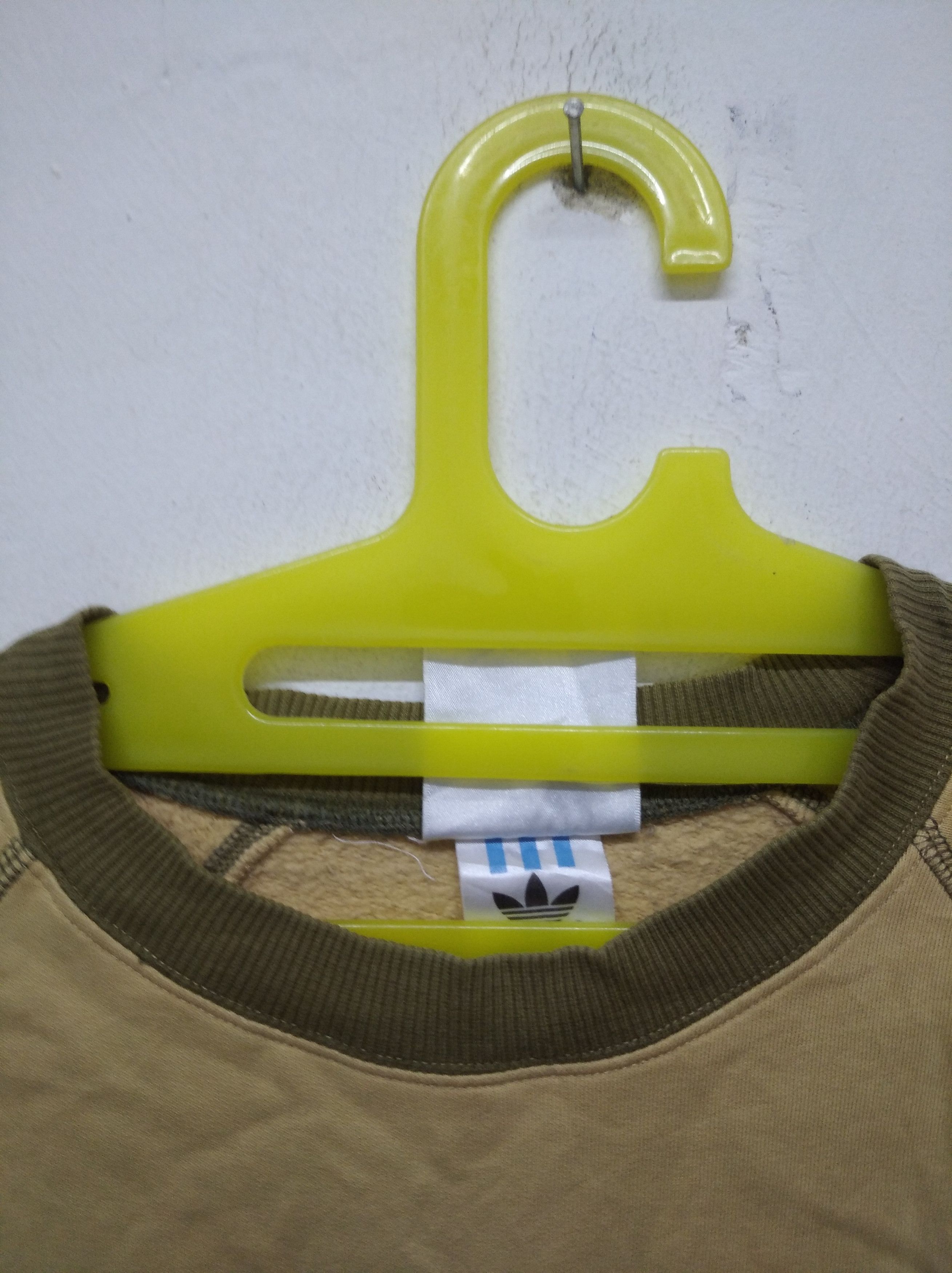 Adidas × Japanese Brand × Vintage Vintage Adidas sweatshirt crewneck trefoil logo spellout Size US M / EU 48-50 / 2 - 6 Thumbnail