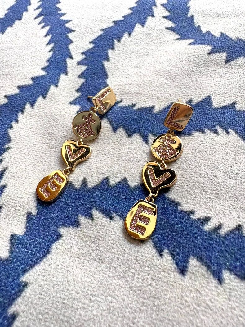 Vivienne Westwood Vivienne Westwood Vintage Golden Pink Diamond Love Stud Ea Size ONE SIZE - 1 Thumbnail